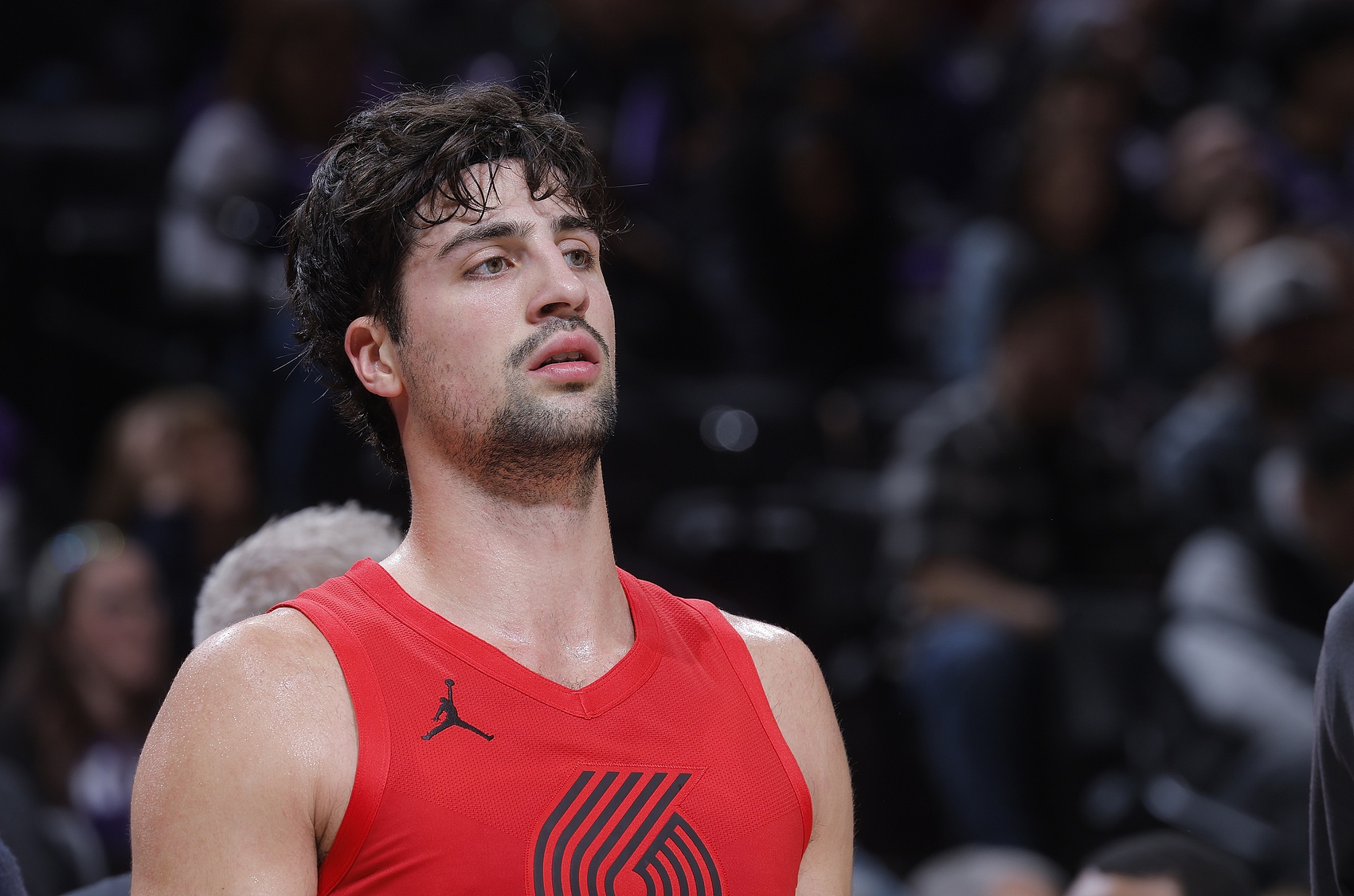 抢庄牛牛公司-把锅背好！阿夫迪亚19中7&amp;三分12投仅2中 还有7失误！