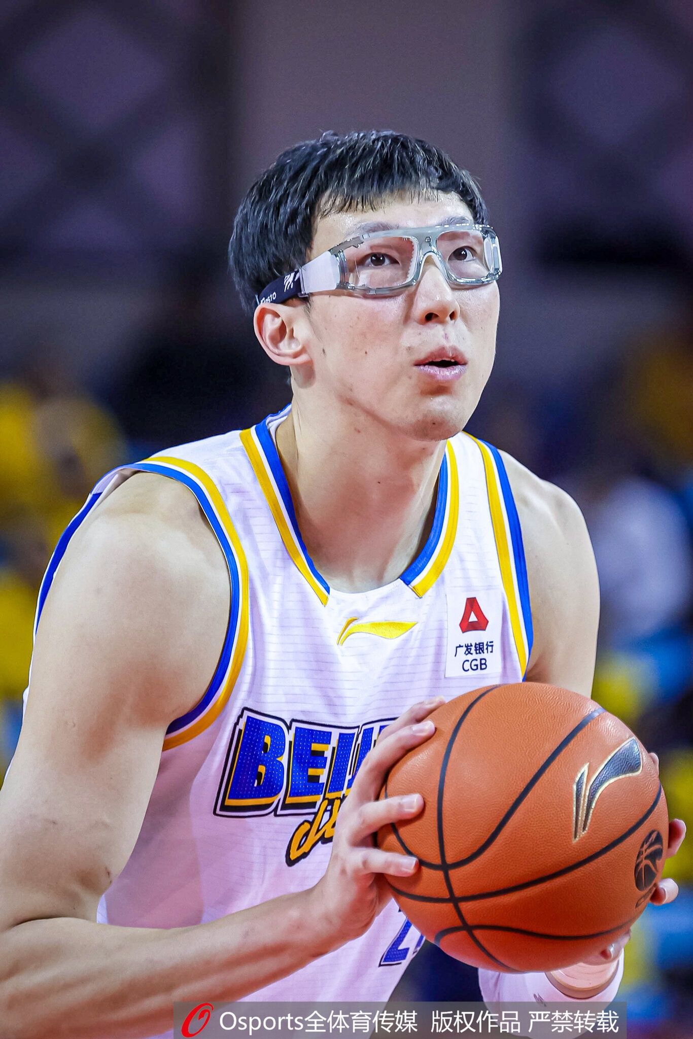 抢庄牛牛公司-周琦出战26分钟 3中1&amp;罚球10中6拿到8分7板4助1断2帽 正负值+23